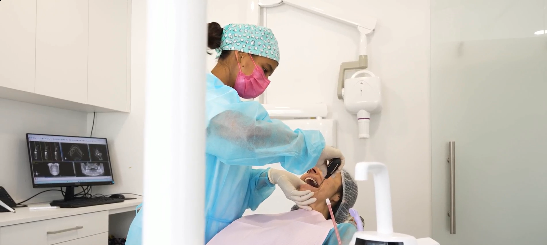 Consulta de Medicina Dentária Integrativa e Biológica na OneLife Clinic